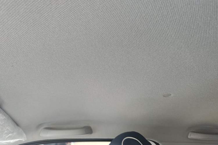 Used Wuling Hongguang MINIEV 2022 GAMEBOY 200km Gaming Edition with Lithium Iron Phosphate Headliner