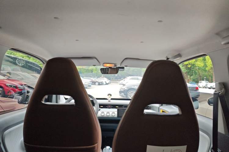 Used Wuling Hongguang MINIEV 2022 GAMEBOY 300km Enthusiast Model with Lithium Iron Phosphate Headliner