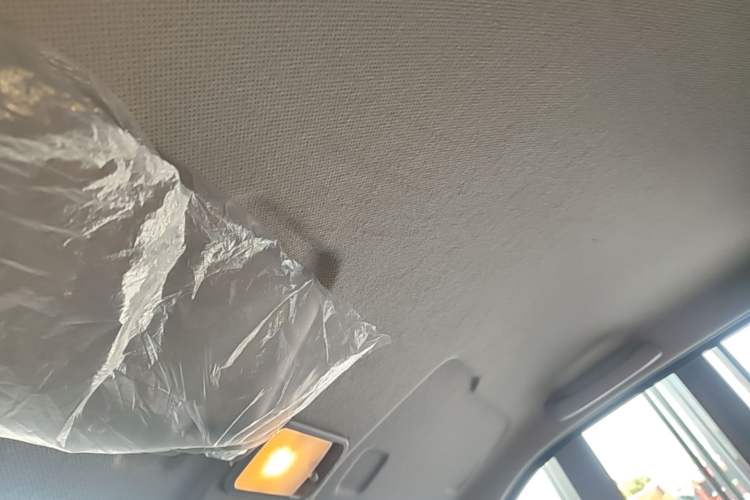 Used Wuling Hongguang MINIEV 2022 Easy Version Lithium Iron Phosphate Headliner
