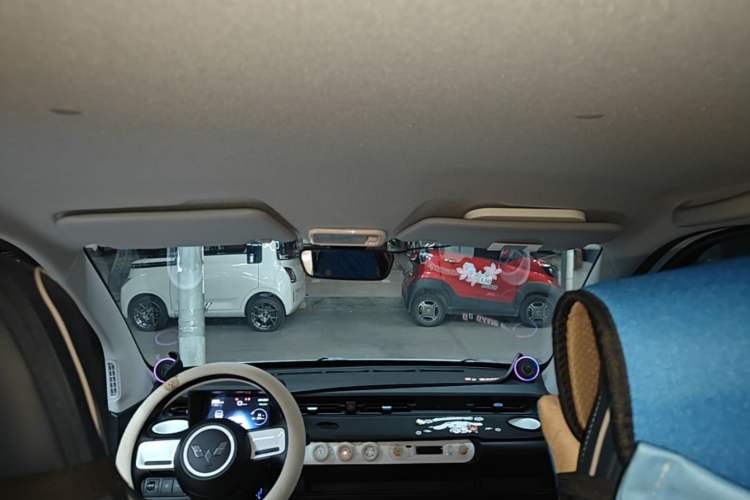 Used Wuling Hongguang MINIEV 2022 GAMEBOY 300km Enthusiast Model with Lithium Iron Phosphate Headliner