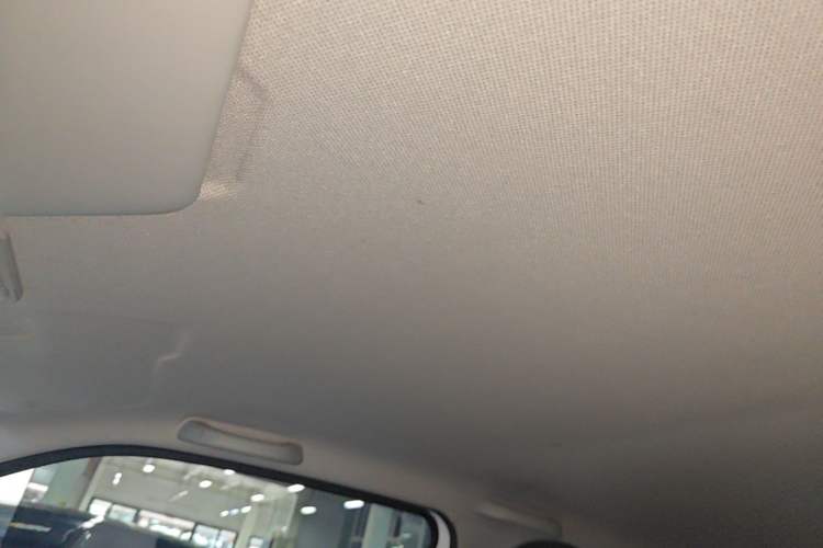 Used Wuling Hongguang MINIEV 2022 Easy Version Lithium Iron Phosphate Headliner