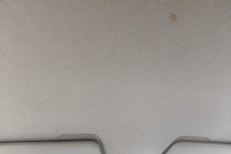 Used Wuling Hongguang MINIEV 2022 Macaron Premium Model – Lithium Iron Phosphate Headliner