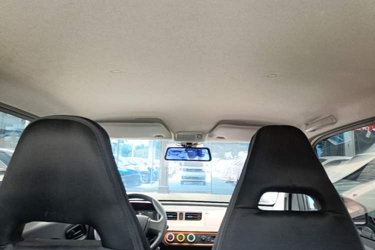 Used Wuling Hongguang MINIEV 2022 Zizai Version Lithium Iron Phosphate Headliner