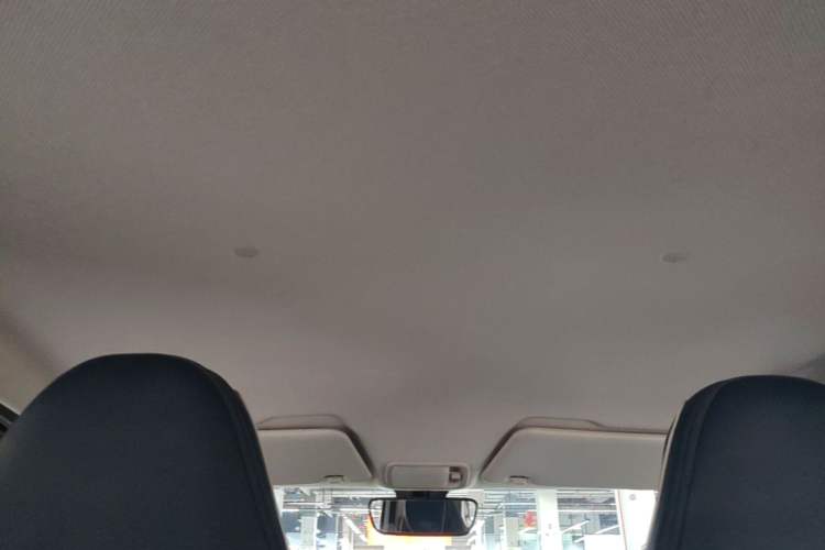 Used Wuling Hongguang MINIEV 2022 GAMEBOY 300km Enthusiast Model with Lithium Iron Phosphate Headliner