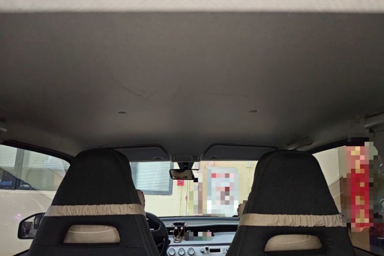 Used Wuling Hongguang MINIEV 2022 Macaron Premium Model – Lithium Iron Phosphate Headliner