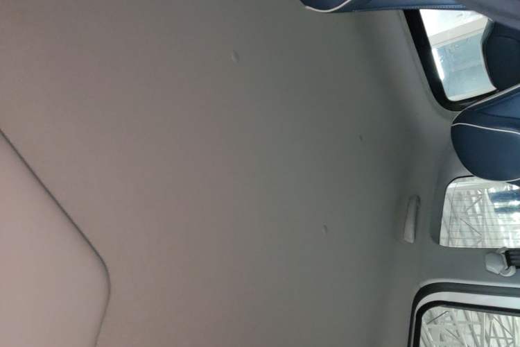 Used Wuling Hongguang MINIEV 2022 GAMEBOY 200km Gaming Edition with Lithium Iron Phosphate Headliner