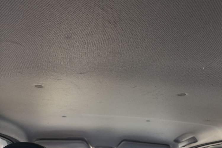 Used Wuling Hongguang MINIEV 2022 GAMEBOY 300km Enthusiast Model with Lithium Iron Phosphate Headliner