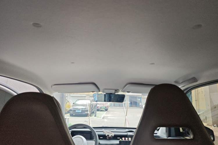 Used Wuling Hongguang MINIEV 2022 GAMEBOY 200km Gaming Edition with Lithium Iron Phosphate Headliner