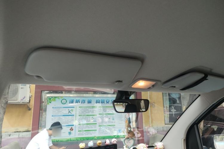 Used Wuling Hongguang MINIEV 2022 Macaron Premium Model – Lithium Iron Phosphate Headliner