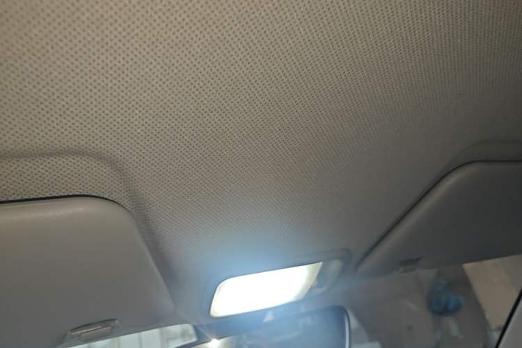 Used Wuling Hongguang MINIEV 2022 GAMEBOY 300km Enthusiast Model with Lithium Iron Phosphate Headliner