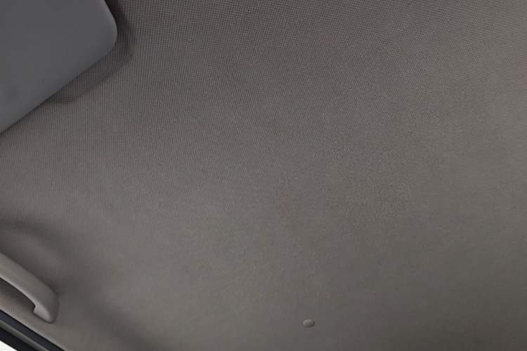 Used Wuling Hongguang MINIEV 2022 Macaron Premium Model – Lithium Iron Phosphate Headliner