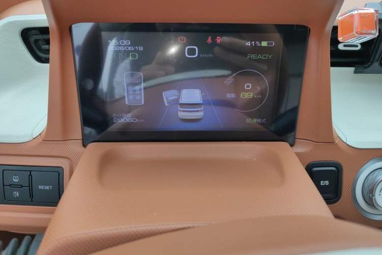Used Wuling Hongguang MINIEV 2022 Macaron Premium Model – Lithium Iron Phosphate Instrument Cluster