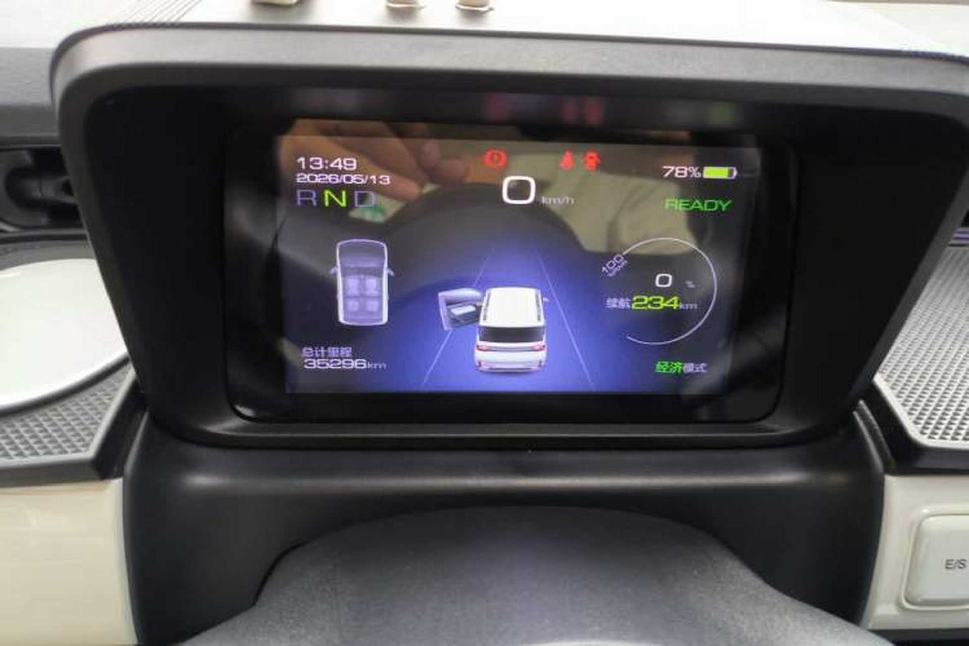 Used Wuling Hongguang MINIEV 2022 GAMEBOY 300km Enthusiast Model with Lithium Iron Phosphate Instrument Cluster