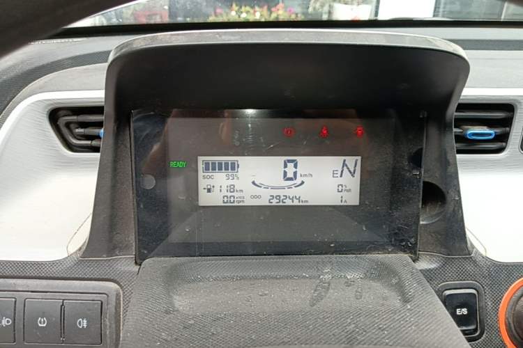Used Wuling Hongguang MINIEV 2022 Easy Version Lithium-NMC Instrument Cluster