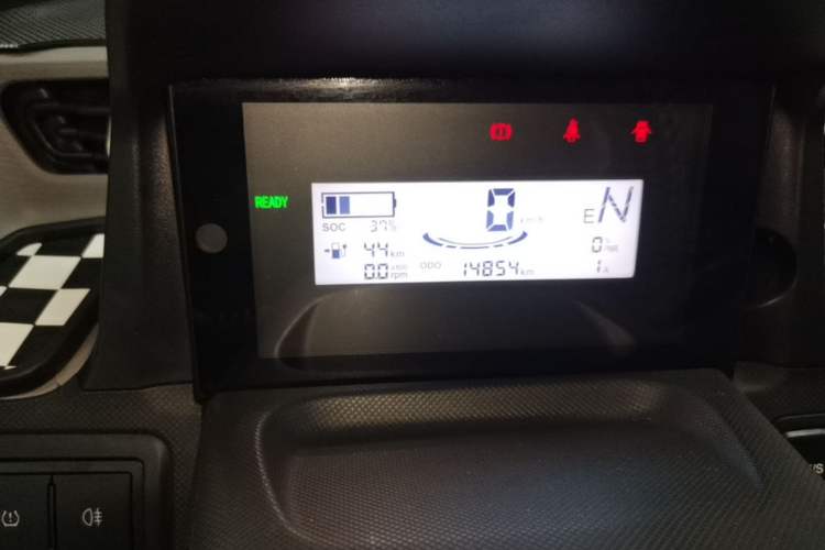 Used Wuling Hongguang MINIEV 2022 Macaron Fashion Model Lithium Iron Phosphate Instrument Cluster