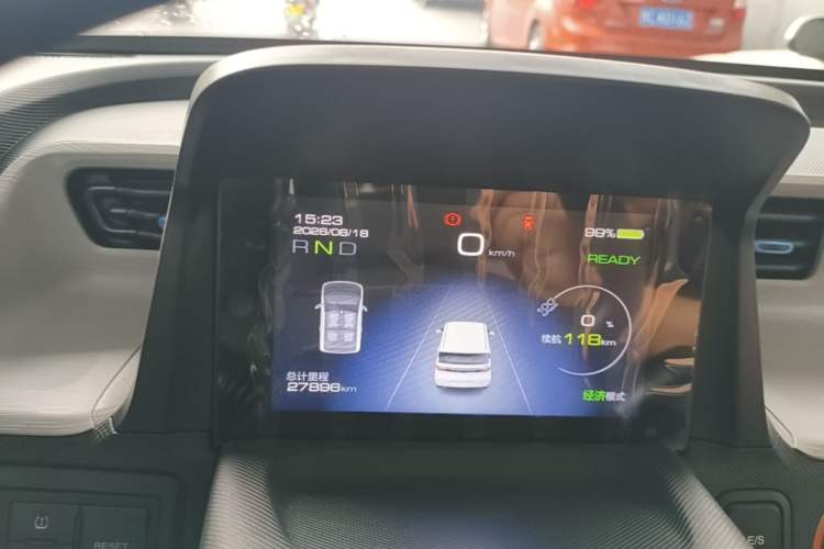 Used Wuling Hongguang MINIEV 2022 Zizai Version Lithium Iron Phosphate Instrument Cluster