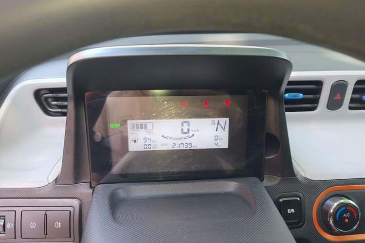 Used Wuling Hongguang MINIEV 2022 Easy Version Lithium Iron Phosphate Instrument Cluster