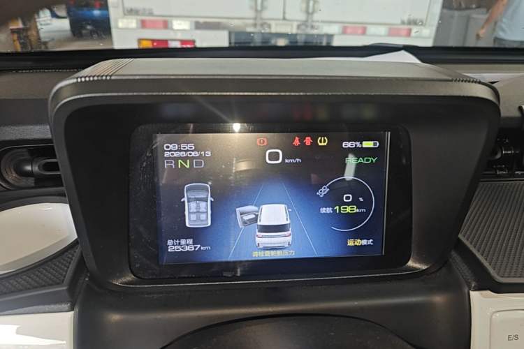 Used Wuling Hongguang MINIEV 2022 GAMEBOY 300km Enthusiast Model with Lithium Iron Phosphate Instrument Cluster