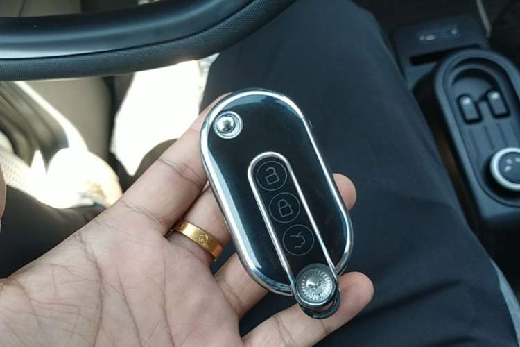 Used Wuling Hongguang MINIEV 2022 Macaron Premium Model – Lithium Iron Phosphate Interior 1