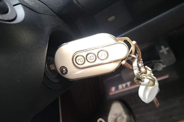 Used Wuling Hongguang MINIEV 2022 GAMEBOY 200km Gaming Edition with Lithium Iron Phosphate Interior 1