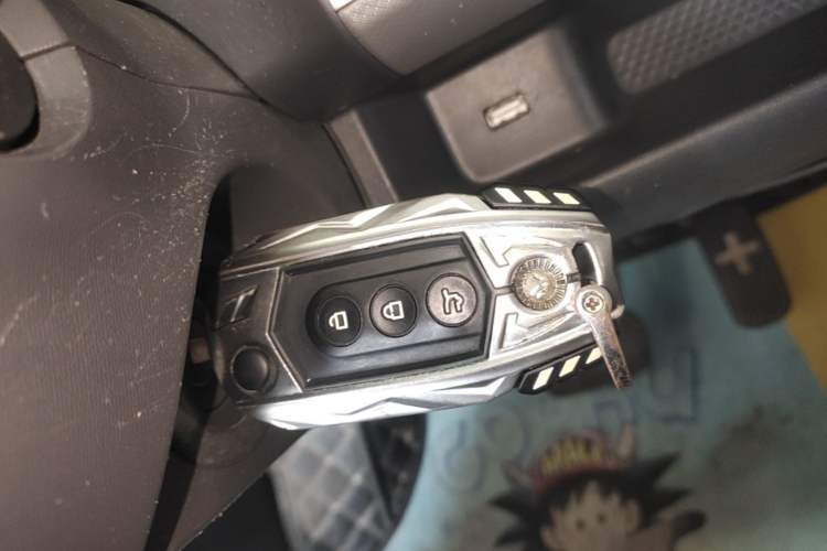 Used Wuling Hongguang MINIEV 2022 GAMEBOY 300km Enthusiast Model with Lithium Iron Phosphate Interior 1