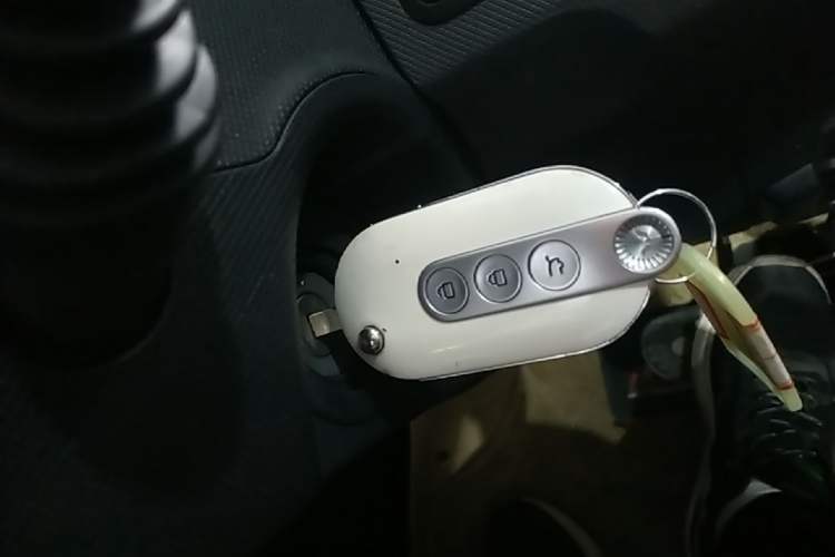 Used Wuling Hongguang MINIEV 2022 Macaron Premium Model – Lithium Iron Phosphate Interior 1