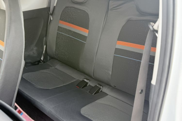 Used Wuling Hongguang MINIEV 2022 Easy Version Lithium-NMC Interior 1