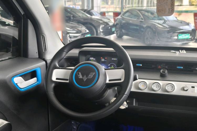 Used Wuling Hongguang MINIEV 2022 GAMEBOY 300km Enthusiast Model with Lithium Iron Phosphate Interior 1