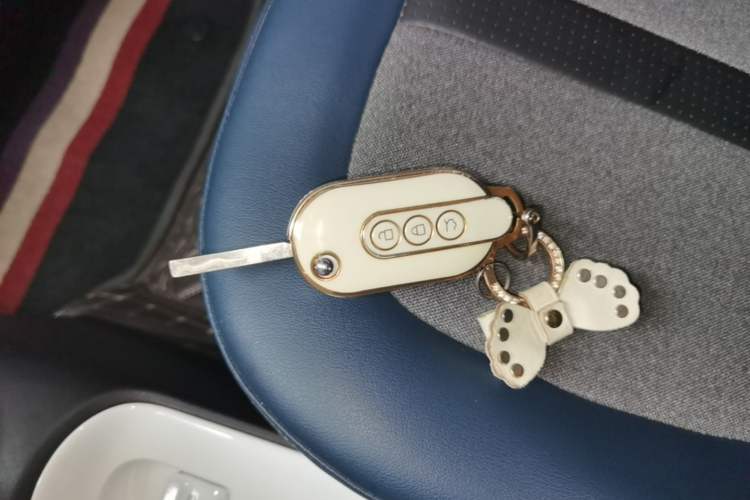 Used Wuling Hongguang MINIEV 2022 GAMEBOY 200km Gaming Edition with Lithium Iron Phosphate Interior 1
