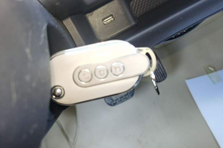 Used Wuling Hongguang MINIEV 2022 GAMEBOY 200km Gaming Edition with Lithium Iron Phosphate Interior 1