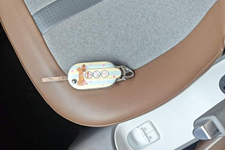 Used Wuling Hongguang MINIEV 2022 GAMEBOY 200km Gaming Edition with Lithium Iron Phosphate Interior 1