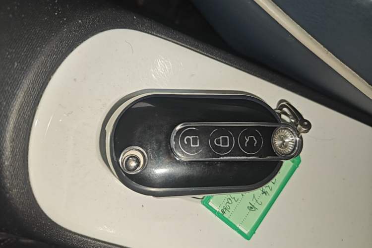 Used Wuling Hongguang MINIEV 2022 GAMEBOY 300km Enthusiast Model with Lithium Iron Phosphate Interior 1
