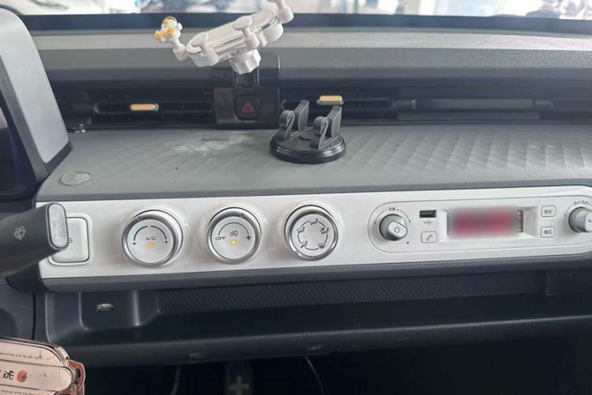 Used Wuling Hongguang MINIEV 2022 GAMEBOY 300km Enthusiast Model with Lithium Iron Phosphate Interior 2