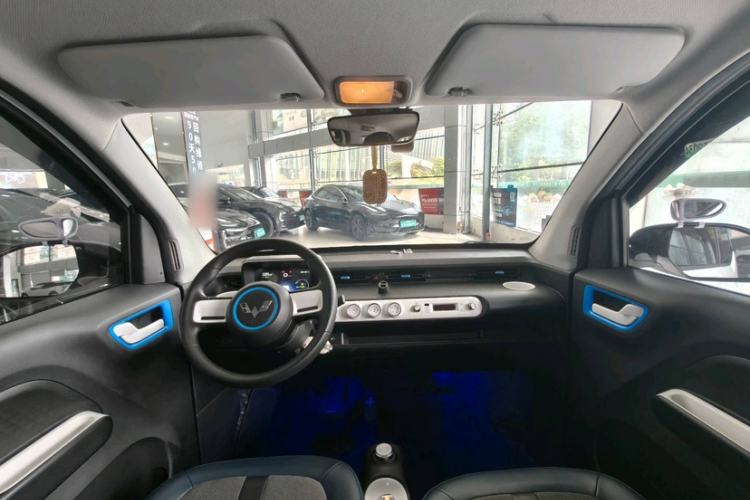 Used Wuling Hongguang MINIEV 2022 GAMEBOY 300km Enthusiast Model with Lithium Iron Phosphate Interior 2