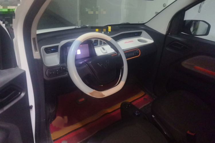 Used Wuling Hongguang MINIEV 2022 Easy Version Lithium Iron Phosphate Interior 2