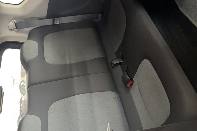 Used Wuling Hongguang MINIEV 2022 Macaron Premium Model – Lithium Iron Phosphate Interior 2
