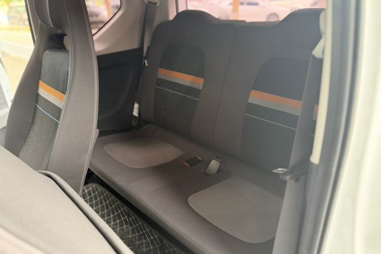 Used Wuling Hongguang MINIEV 2022 Zizai Version Lithium-NMC Interior 2