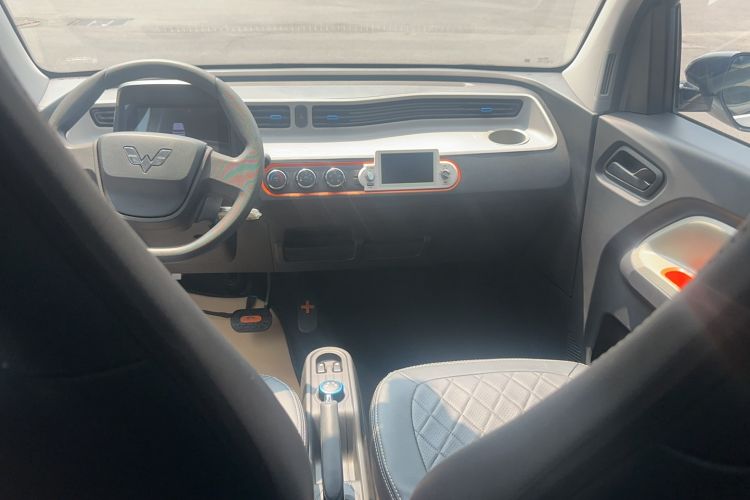 Used Wuling Hongguang MINIEV 2022 Zizai Version Lithium Iron Phosphate Interior 3