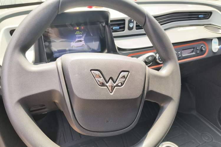 Used Wuling Hongguang MINIEV 2022 Zizai Version Lithium Iron Phosphate Interior 3