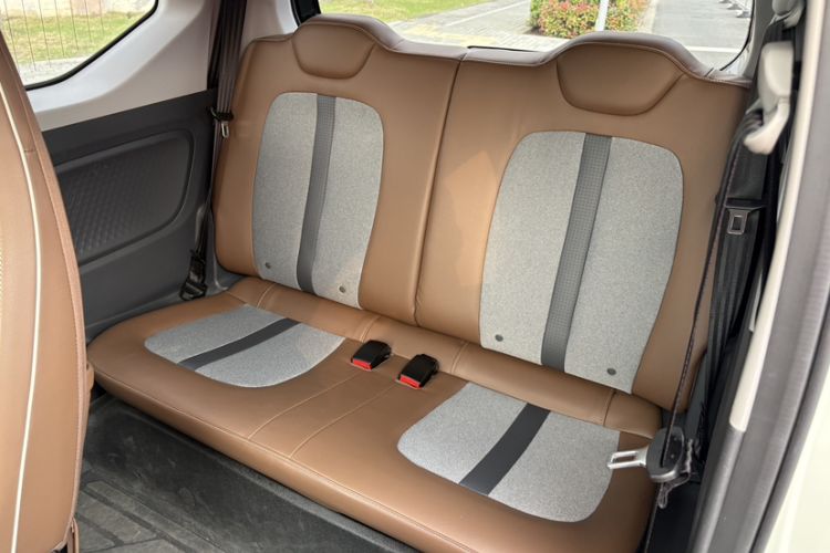 Used Wuling Hongguang MINIEV 2022 GAMEBOY 200km Gaming Edition with Lithium Iron Phosphate Interior 3