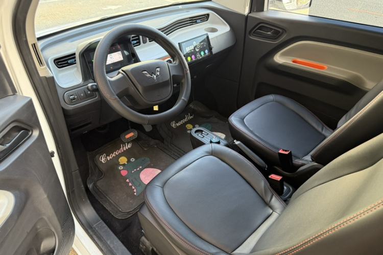 Used Wuling Hongguang MINIEV 2022 Easy Version Lithium Iron Phosphate Interior 7