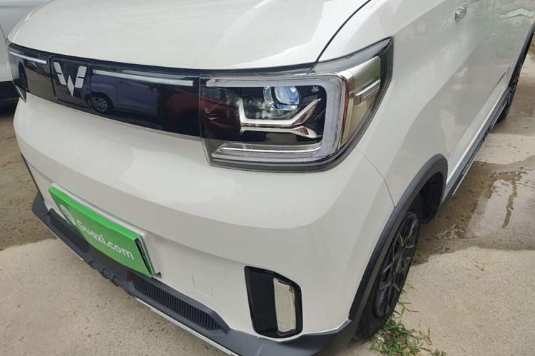 Used Wuling Hongguang MINIEV 2022 GAMEBOY 200km Gaming Edition with Lithium Iron Phosphate Left Front Headlight