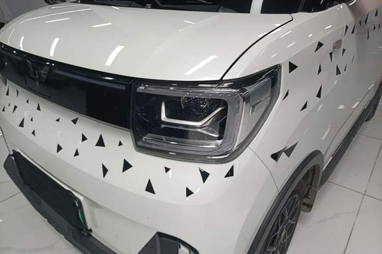 Used Wuling Hongguang MINIEV 2022 GAMEBOY 200km Gaming Edition with Lithium Iron Phosphate Left Front Headlight