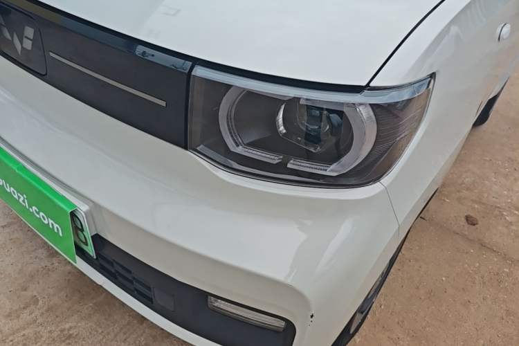 Used Wuling Hongguang MINIEV 2022 Macaron Premium Model – Lithium Iron Phosphate Left Front Headlight