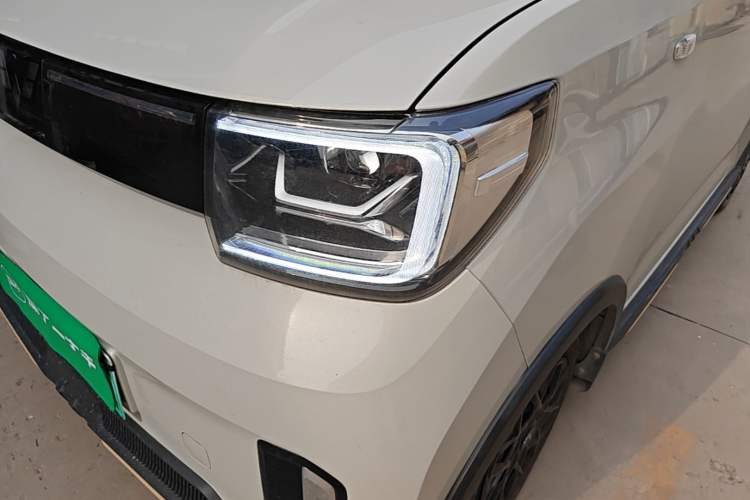 Used Wuling Hongguang MINIEV 2022 GAMEBOY 300km Enthusiast Model with Lithium Iron Phosphate Left Front Headlight