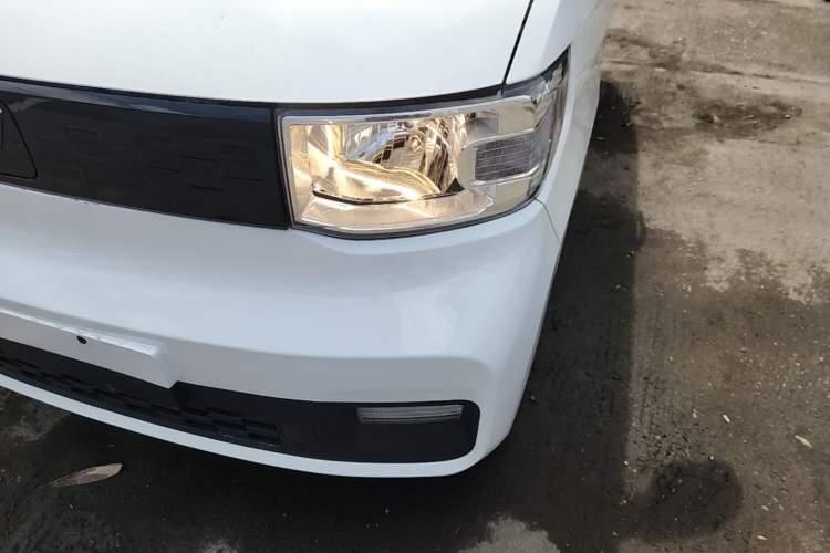 Used Wuling Hongguang MINIEV 2022 Zizai Version Lithium Iron Phosphate Left Front Headlight
