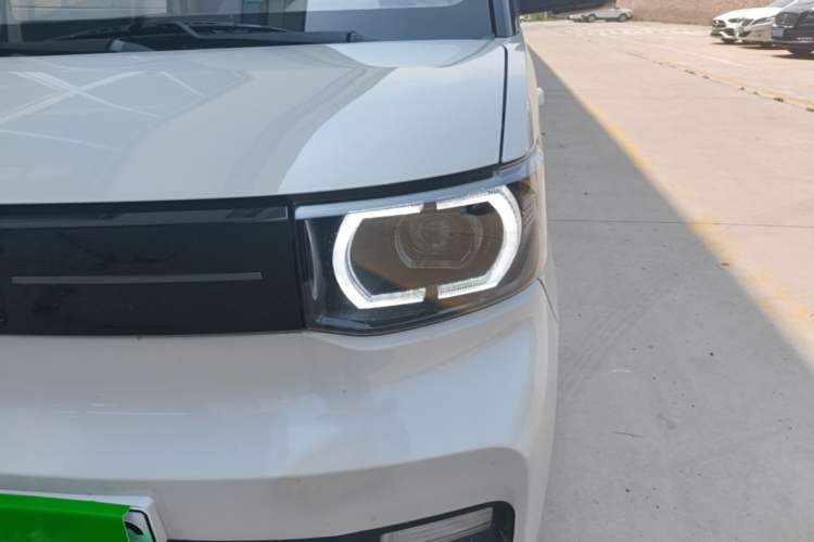 Used Wuling Hongguang MINIEV 2022 Macaron Premium Model – Lithium Iron Phosphate Left Front Headlight