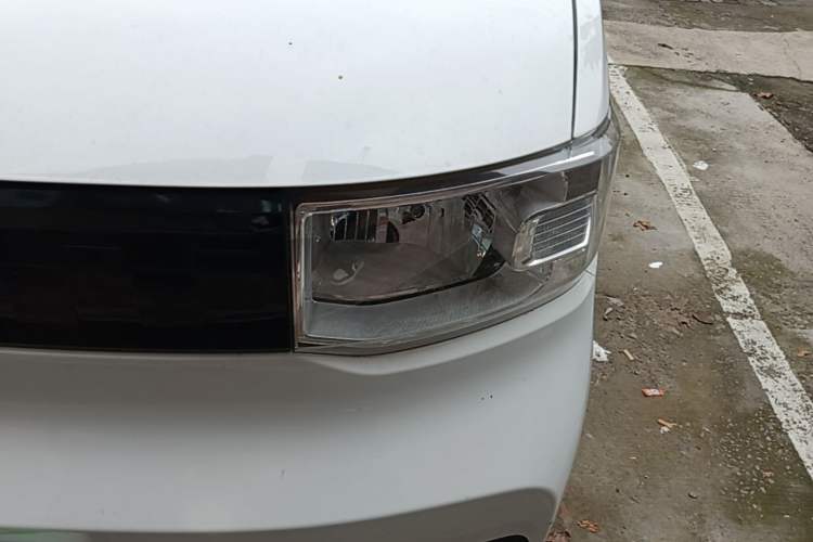 Used Wuling Hongguang MINIEV 2022 Easy Version Lithium-NMC Left Front Headlight