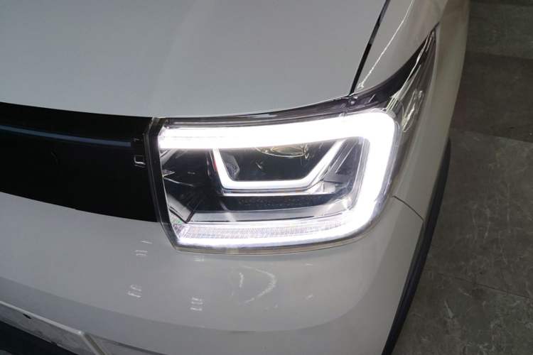 Used Wuling Hongguang MINIEV 2022 GAMEBOY 300km Enthusiast Model with Lithium Iron Phosphate Left Front Headlight