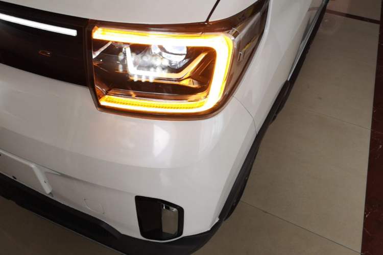 Used Wuling Hongguang MINIEV 2022 GAMEBOY 200km Gaming Edition with Lithium Iron Phosphate Left Front Headlight